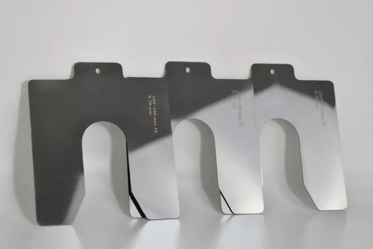 Пластины центровочные 0,20 мм, 150х150 Паз 50мм 10шт